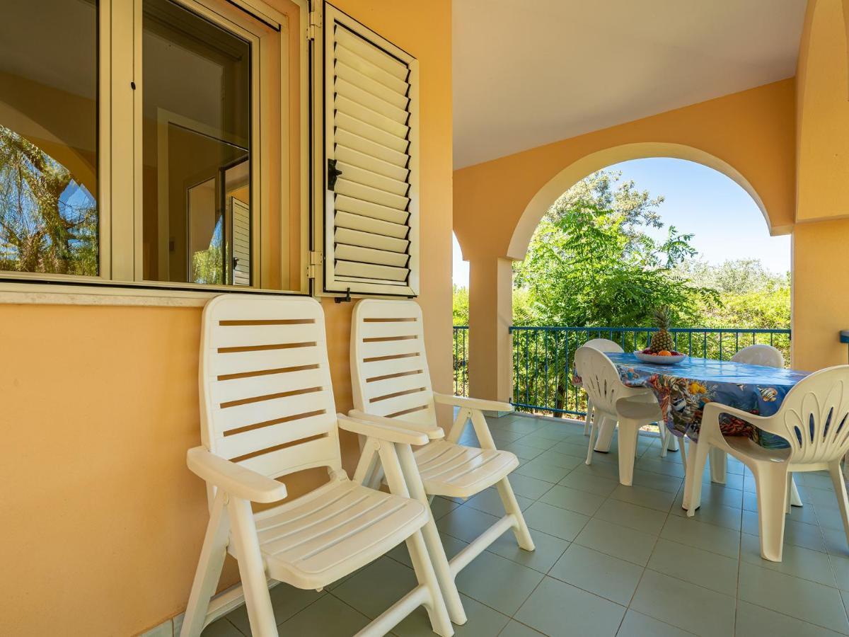 Mare Azzurro Aparthotel Cardedu Exteriör bild