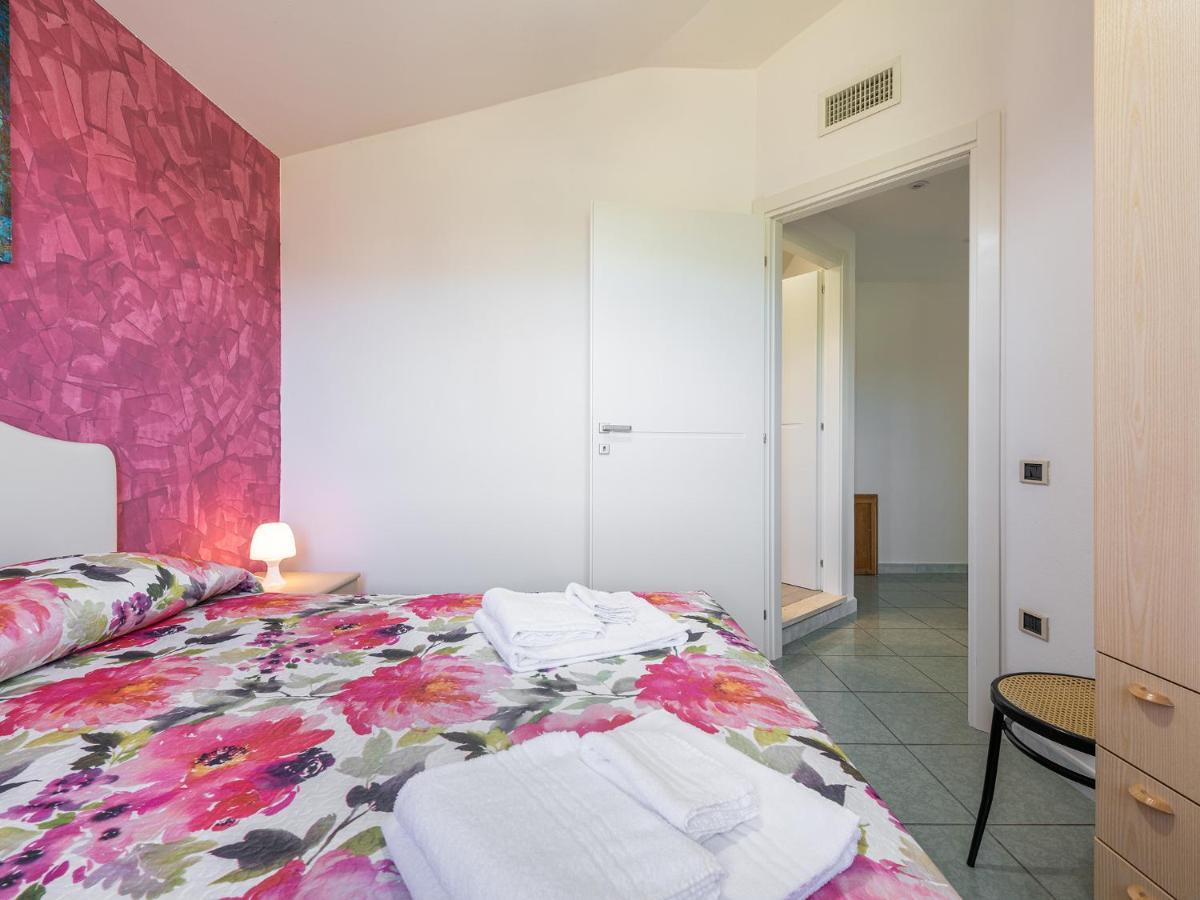 Mare Azzurro Aparthotel Cardedu Exteriör bild