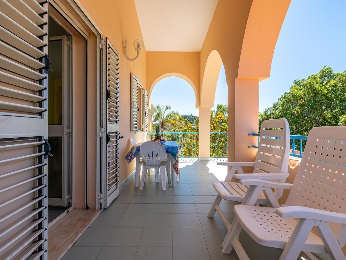 Mare Azzurro Aparthotel Cardedu Exteriör bild