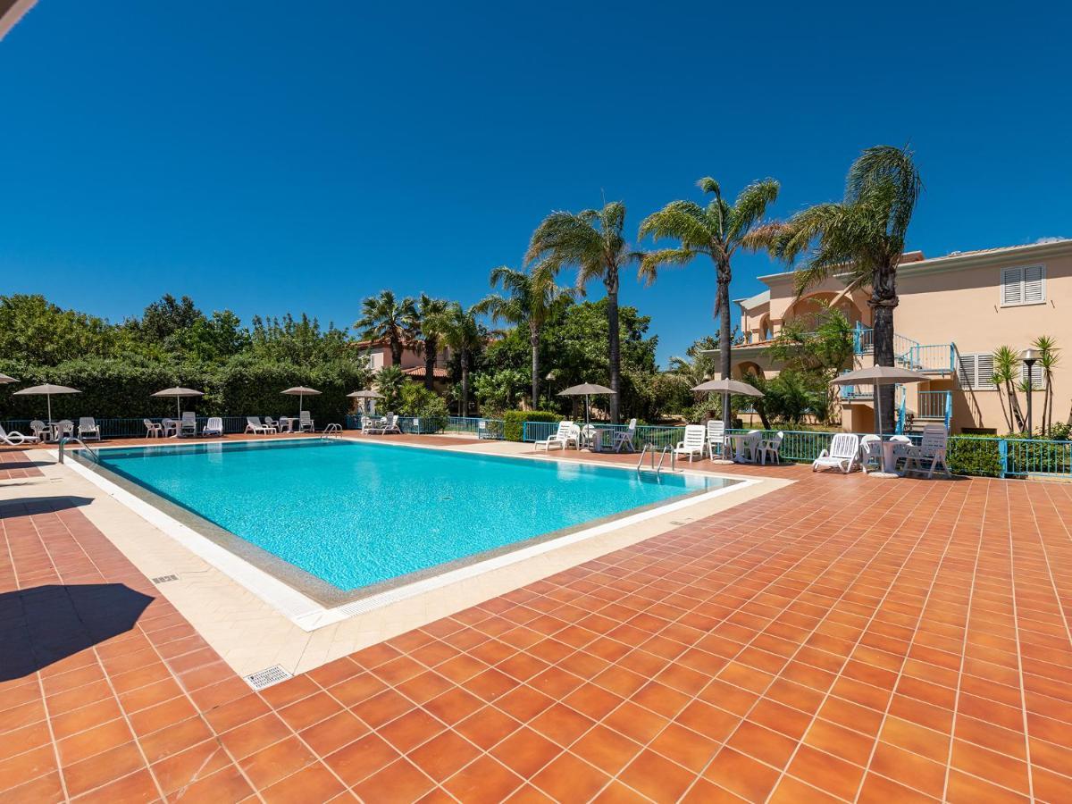 Mare Azzurro Aparthotel Cardedu Exteriör bild