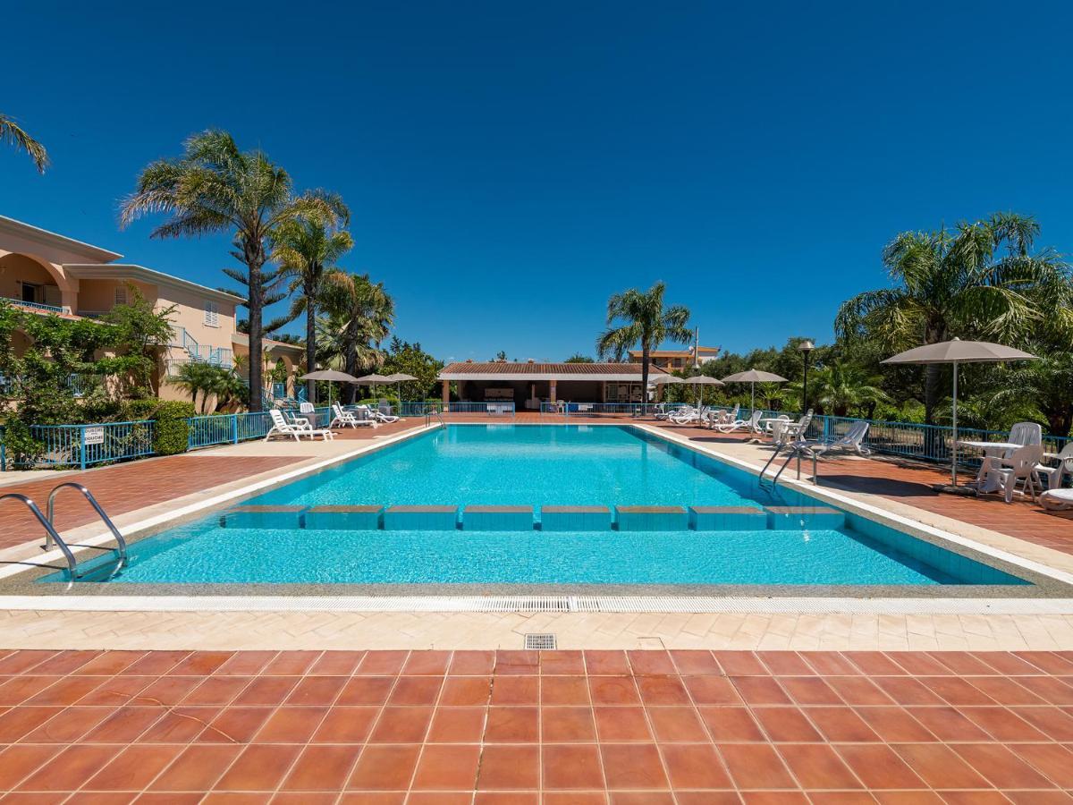 Mare Azzurro Aparthotel Cardedu Exteriör bild