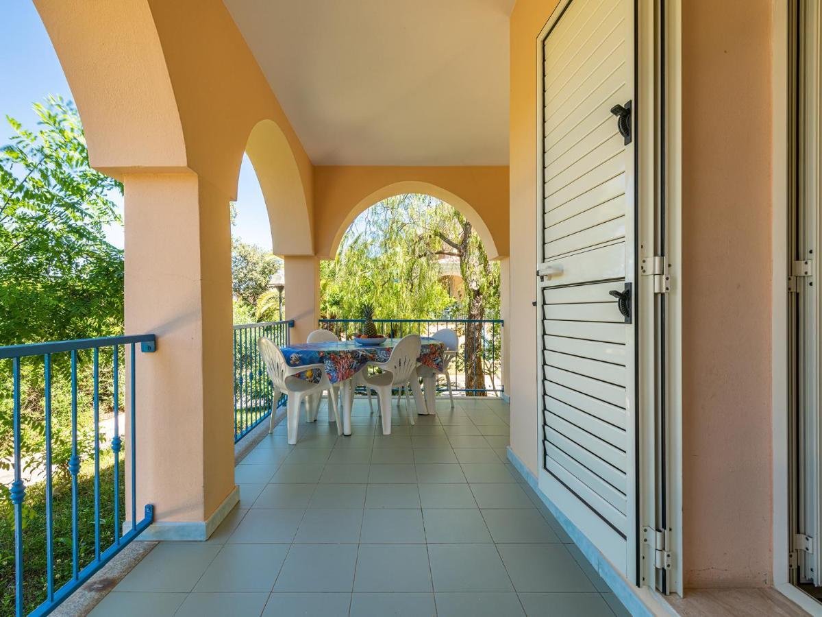 Mare Azzurro Aparthotel Cardedu Exteriör bild